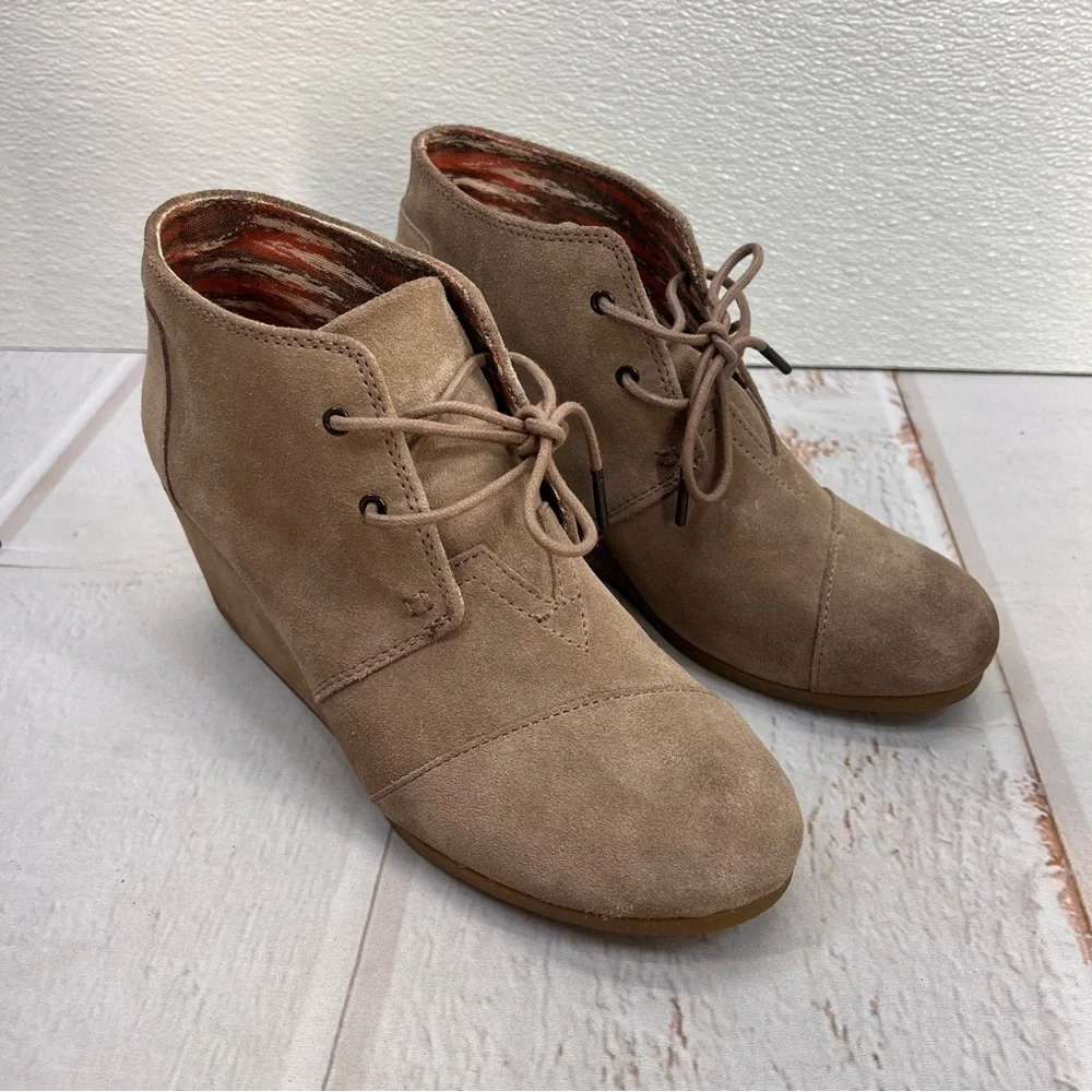 TOMS Women's Black Suede Desert Wedges SIZE‎ 10